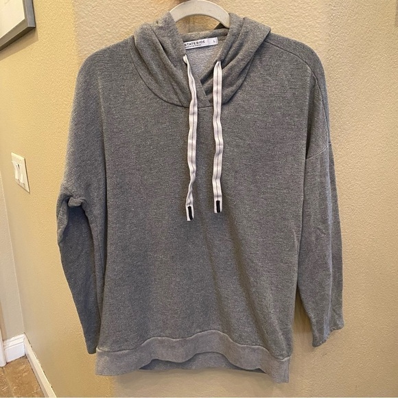 Stateside Tops - STATESIDE Women Gray Soft Hoodie Top Size Large